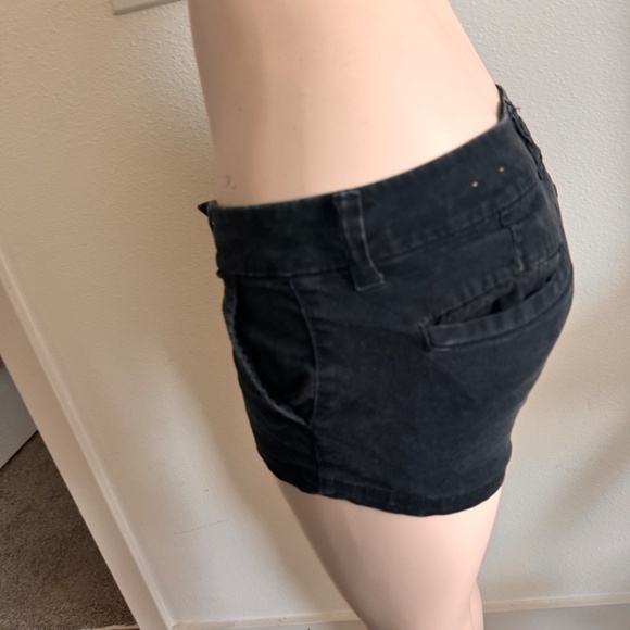 American Eagle shorts - Picture 4 of 8